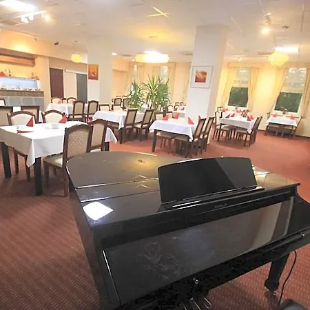 **** Hotell 4*